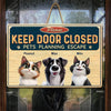 Never Underestimate A Determined Pet - Dog & Cat Personalized Custom Home Decor Wood Sign - House Warming Gift For Pet Owners, Pet Lovers