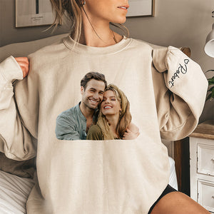 Sweat-shirt unisexe personnalisé avec photo « Love Me A Little Love Me Long » pour couple, avec motif sur la manche, cadeau pour mari et femme, anniversaire
