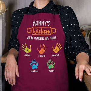 Grandma's Kitchen Where Memories Are Made - Gift For Mom, Gift For Grandma - Personalized Apron