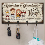 House Is Where Memories Are Made & Grandkids Are Spoiled - Personalized Key Hanger, Key Holder - Gift For Couples, Husband Wife