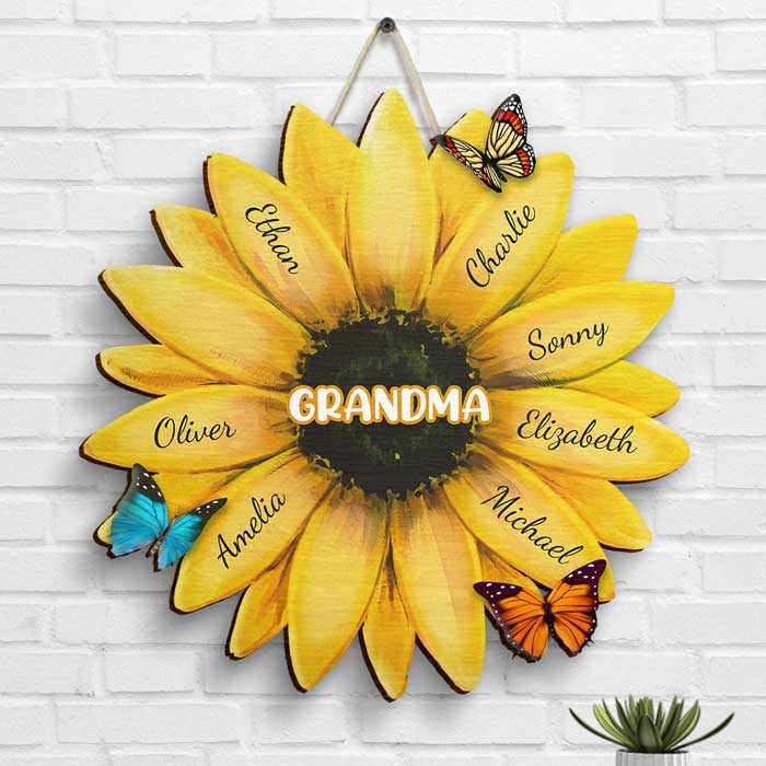 Nana Grandma Family Sunflower - Gift For Grandma Mom Personalized - Shaped Wood Sign