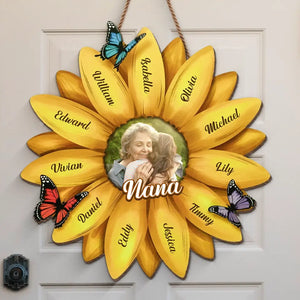 Custom Photo The World Best Nana - Family Personalized Custom Home Decor Wood Sign - House Warming Gift For Mom, Grandma