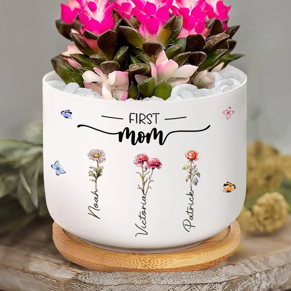grandma plant pot First Mom Now Grandma - Family Personalized Custom Home Decor Ceramic