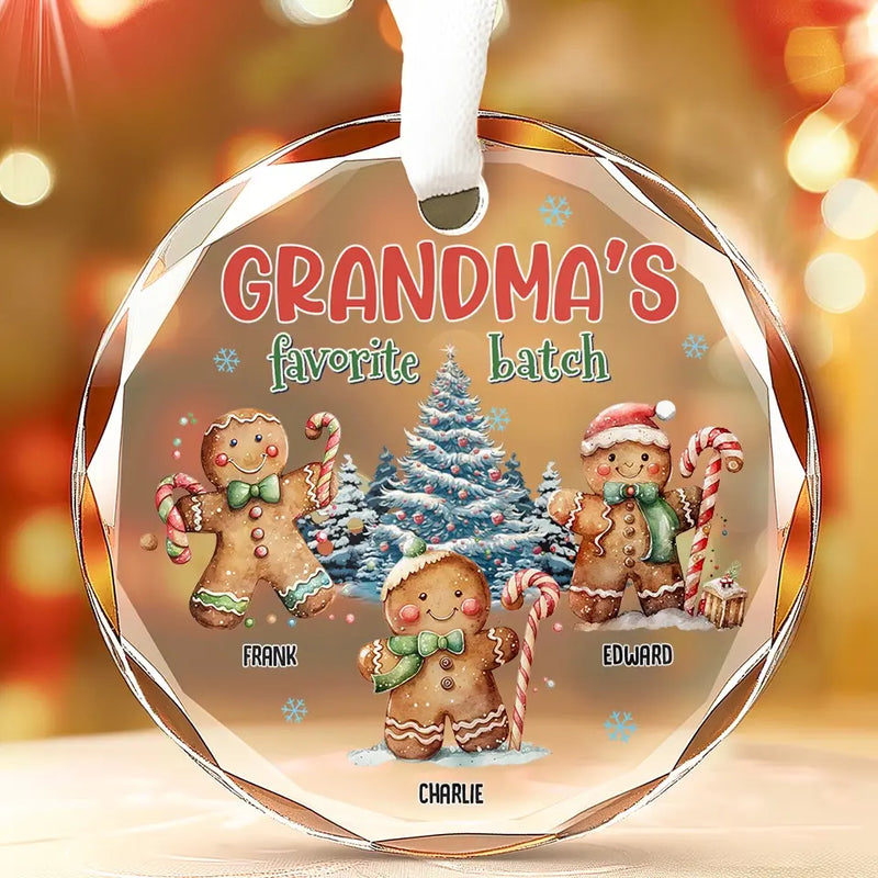 Grandma's Gingerbread And Her Loving Squeeze - Family Personalized Custom Circle Glass Ornament - Christmas Gift For Mom, Grandma