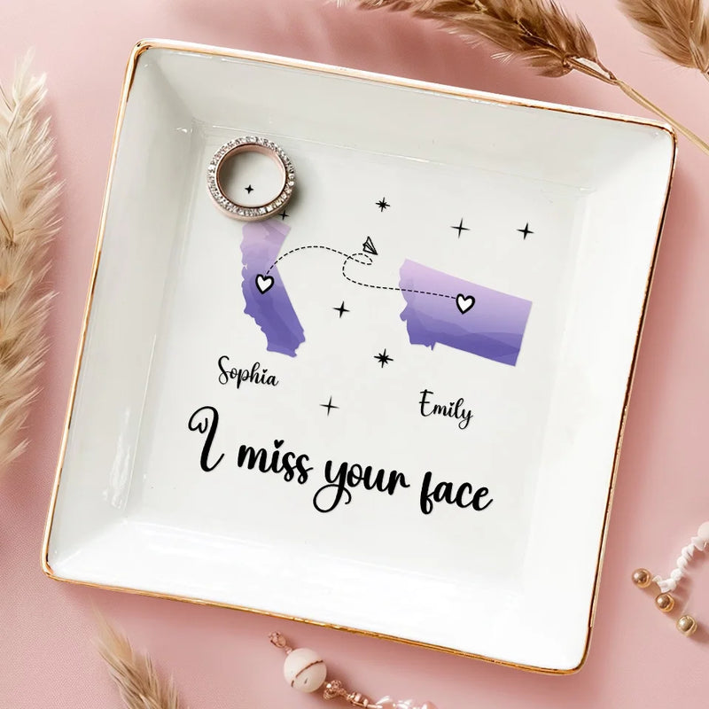 Long Distance The Best Of Me Is Yet To Come - Bestie Personalized Custom Jewelry Dish - Gift For Best Friends, BFF, Sisters