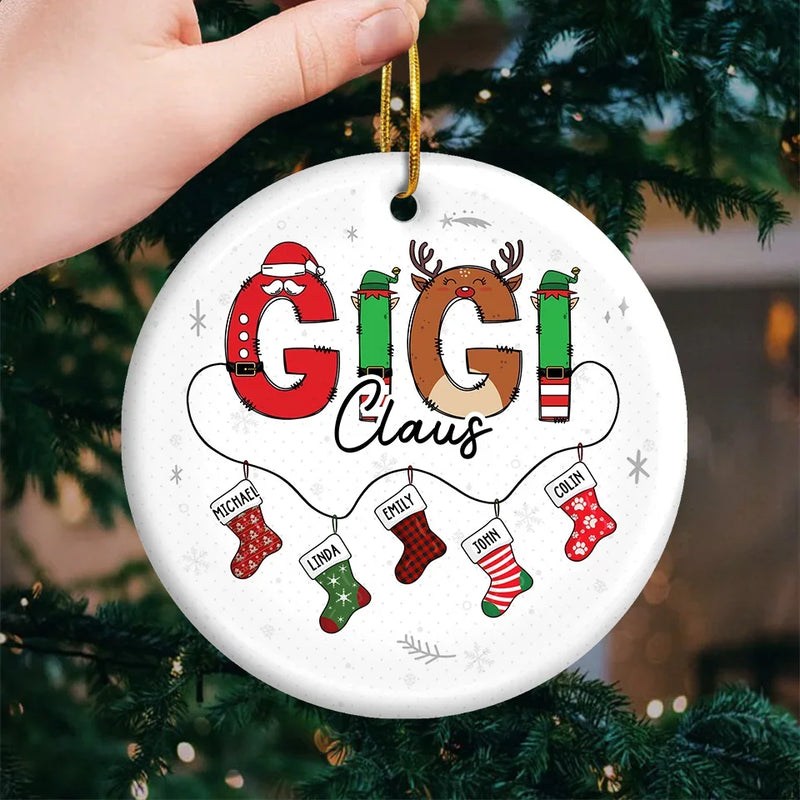 To The Woman Who Makes Every Christmas Magical - Family Personalized Custom Ornament - Ceramic Round Shaped - Christmas Gift For Mom, Grandma