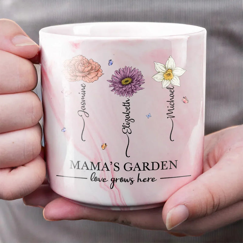 A Garden Of Love Grows In A Grandmother's Heart - Family Personalized Custom Marble Mug - Gift For Mom, Grandma