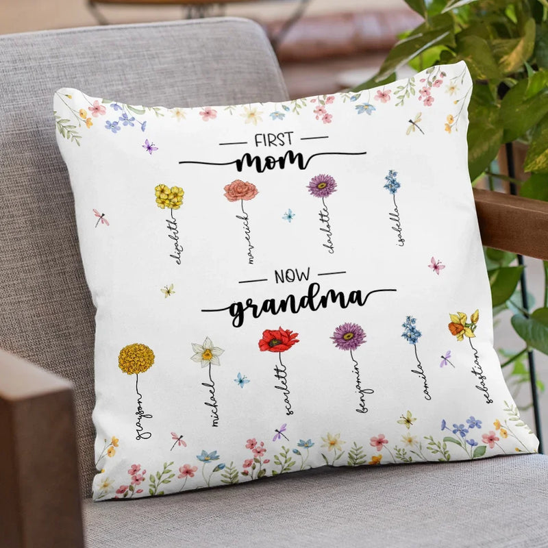 The Love Of Mom And Grandma Blossoms Like The Brightest Flowers - Family Personalized Custom Pillow - Gift For Mom, Grandma