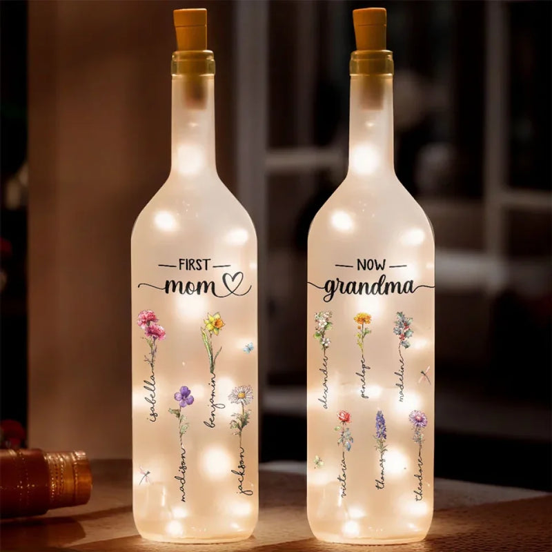 Her Love Is The Sunshine That Makes Every Flower Bloom - Family Personalized Custom Bottle Lamp - Gift For Mom, Grandma