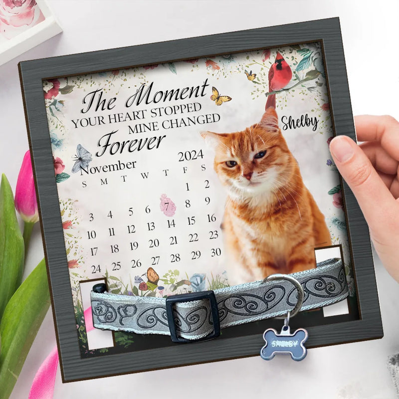 Custom Photo The Moment Your Heart Stopped, Mine Changed Forever - Memorial Personalized Custom Pet Loss Sign, Collar Frame - Sympathy Gift For Pet Owners, Pet Lovers