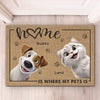 Cette maison est dirigée par des pattes et gouvernée par le chaos - Tapis décoratif personnalisé pour chien et chat - Cadeau de pendaison de crémaillère pour propriétaires d'animaux et amoureux des animaux