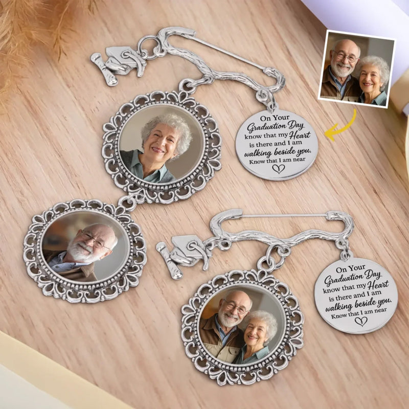 Custom Photo A Life Remembered - Memorial Personalized Custom Graduation Tassel Pin - Sympathy Gift, Graduation Gift For Family Members, Siblings, Brothers, Sisters