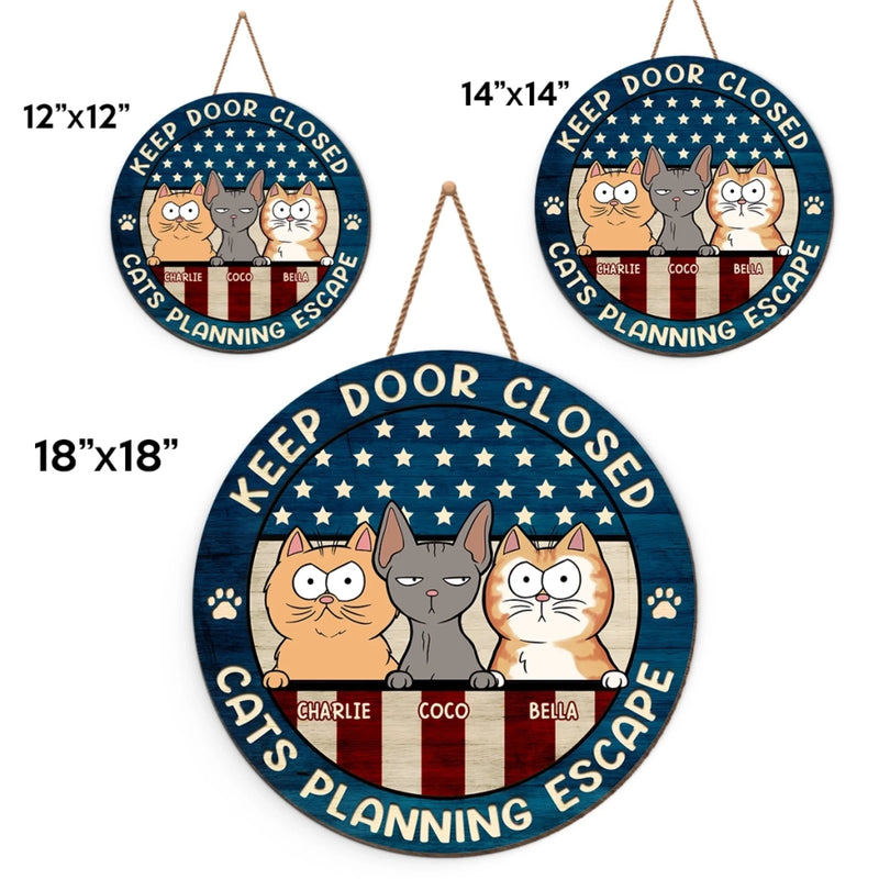Custom Home Decor Wood Sign - Personalized Birthday Gifts For Cat Lovers, Cat Mom And Dad - Keep Door Closed, Cats Inside