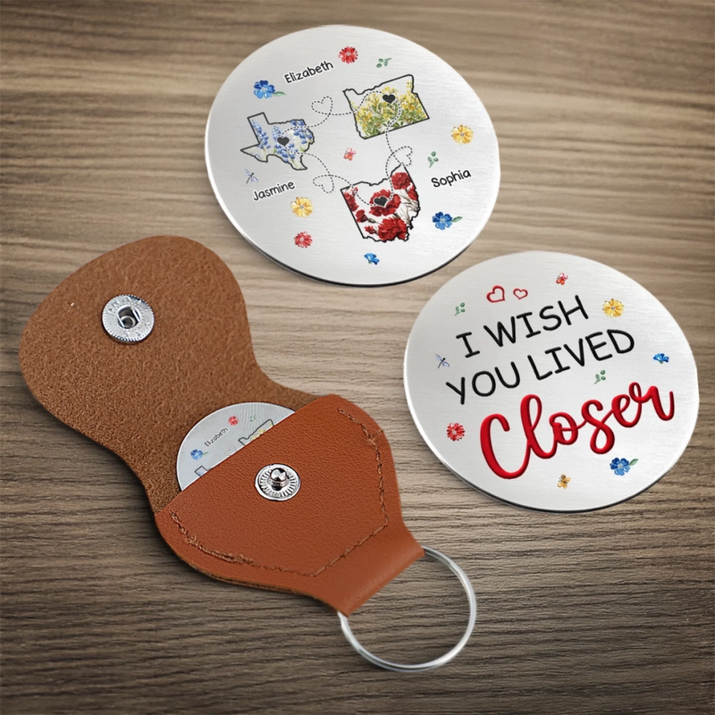 Custom Long Distance Pocket Hug - Personalized Best Friend Birthday Gifts For Women, Besties, Sisters, BFF - Friendship Travels Far