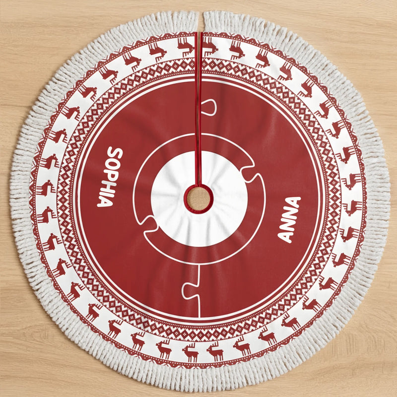 Custom Tree Skirt - Personalized Christmas Birthday Gifts For Mom, Dad, Brother, Sister, Kids - Love Circles Us Here