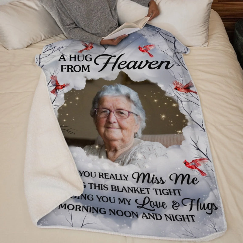 Custom Photo Cardinal Blanket - Personalized Memorial Sympathy Gifts For Loss Of Mom, Dad - Your Love Still Surrounds Me