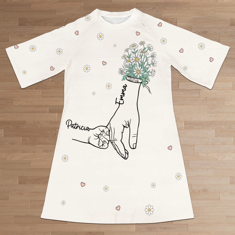 Hand In Hand, Heart To Heart - Family Personalized Custom Women's Sleep Tee - Mother's Day Gift For Mom, Grandma
