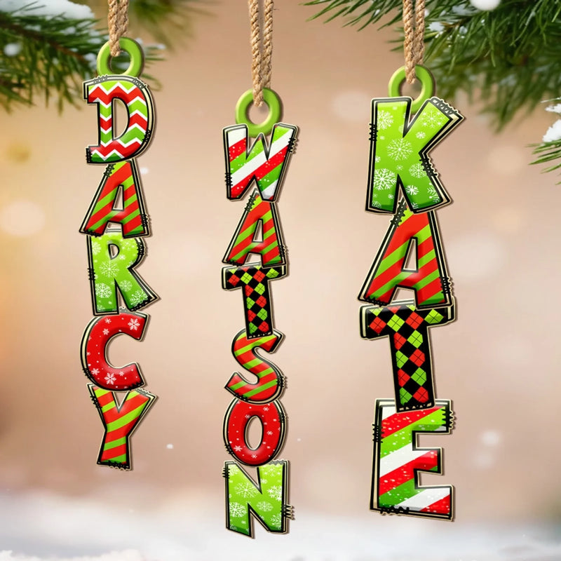 Custom Green Christmas Letter Wooden Ornament - Personalized Christmas Birthday Gifts For Mom, Dad, Brother, Sister, Kids - Festive Letters, Endless Smiles