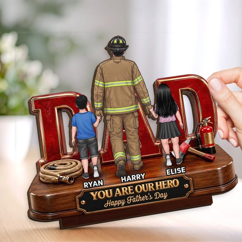 Custom 2-Layered Wooden Plaque - Personalized Father's Day Birthday Gifts For Dad, Grandpa, Firefighter - Courage Runs In The Family