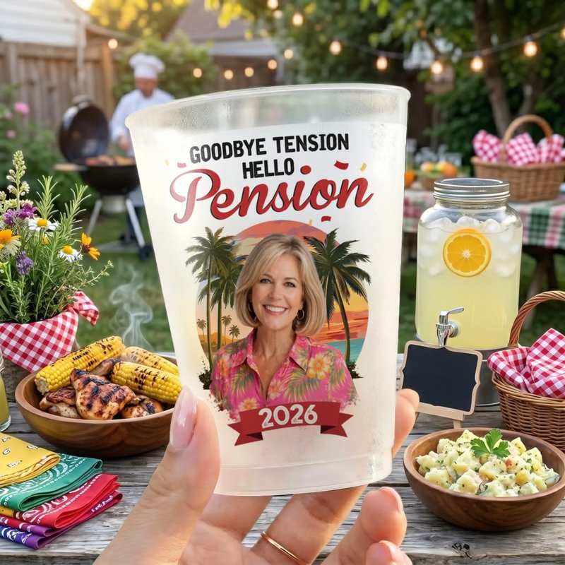 Custom Photo Party Cups - Personalized Retirement Gifts For Women, Men - The Legend Has Retired