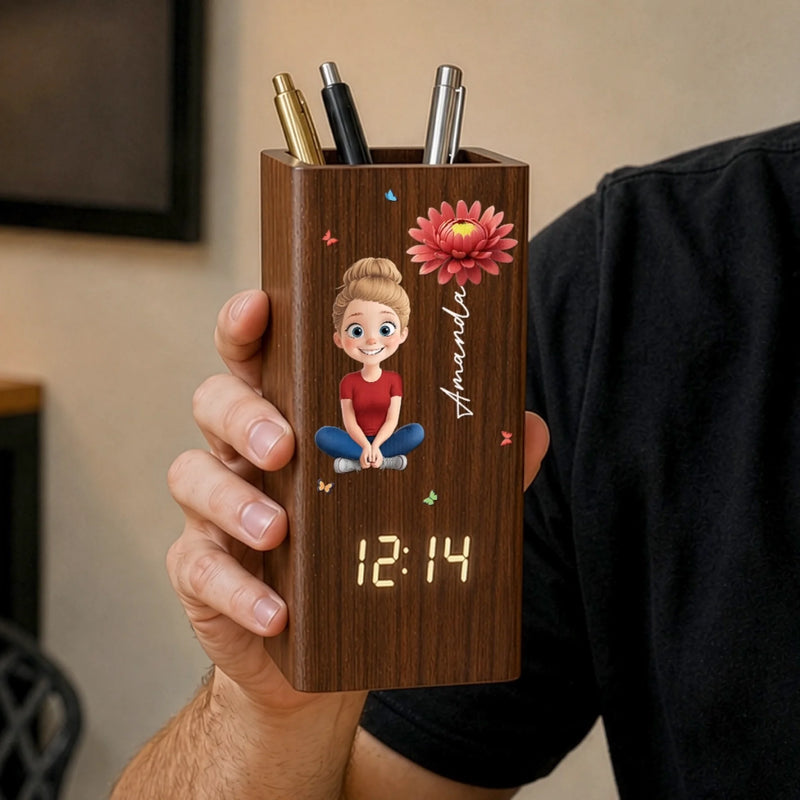 Custom Pen Holder With Clock - Personalized Best Friend Birthday Gifts For Women, Besties, Sisters, BFF - Lost In My Own World
