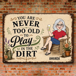 Custom Home Decor Metal Sign - Personalized  Birthday Garden Gifts For Gardeners - Growing Happiness In The Garden