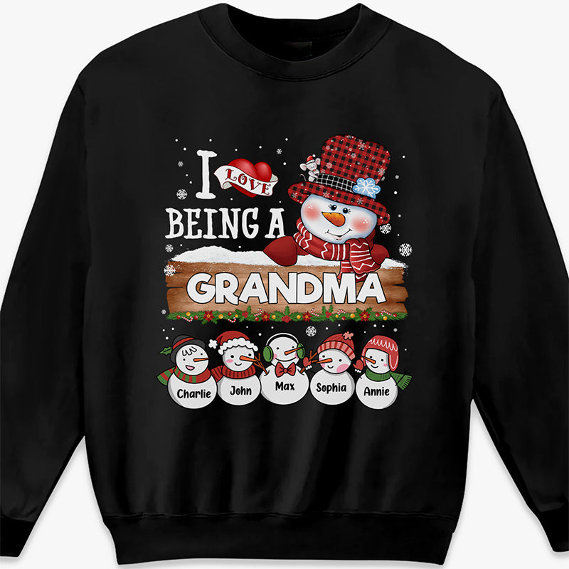 I Love Being A Grandma - Family Personalized Custom Unisex T-shirt, Hoodie, Sweatshirt - Christmas Gift For Mom, Grandma, Grandpa