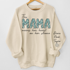 Cette maman porte son cœur sur sa manche - Sweat-shirt unisexe personnalisé avec motif sur la manche - Cadeau d'anniversaire pour maman, grand-mère