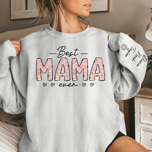 Cette maman porte son cœur sur sa manche - Sweat-shirt unisexe personnalisé avec motif sur la manche - Cadeau d'anniversaire pour maman, grand-mère