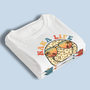 Grandma Life Smiley Face - Family Personalized Custom Unisex T-shirt, Hoodie, Sweatshirt - Birthday Gift For Mom, Grandma