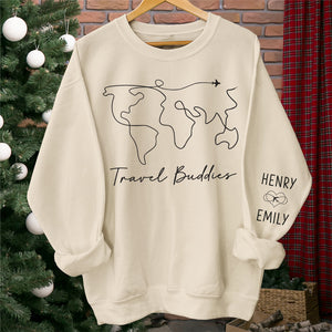 Nous sommes en vacances - Sweat-shirt unisexe personnalisé avec motif sur la manche - Cadeau de vacances, cadeau pour les amoureux de voyages d'aventure, mari et femme, anniversaire