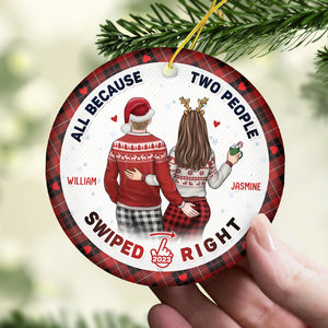 I'm Glad That We Matched - Couple Personalized Custom Ornament - Ceramic Round Shaped - Christmas Gift For Husband Wife, Anniversary