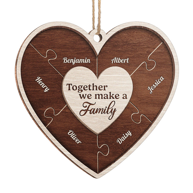 Notre famille est enracinée dans l'amour - Ornement personnalisé pour la famille - En forme de cœur en bois - Cadeau de Noël pour les membres de la famille