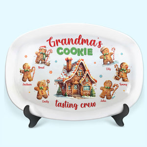 Grandma Never Runs Out Of Hugs Or Cookies - Family Personalized Custom Platter - Christmas Gift For Grandma