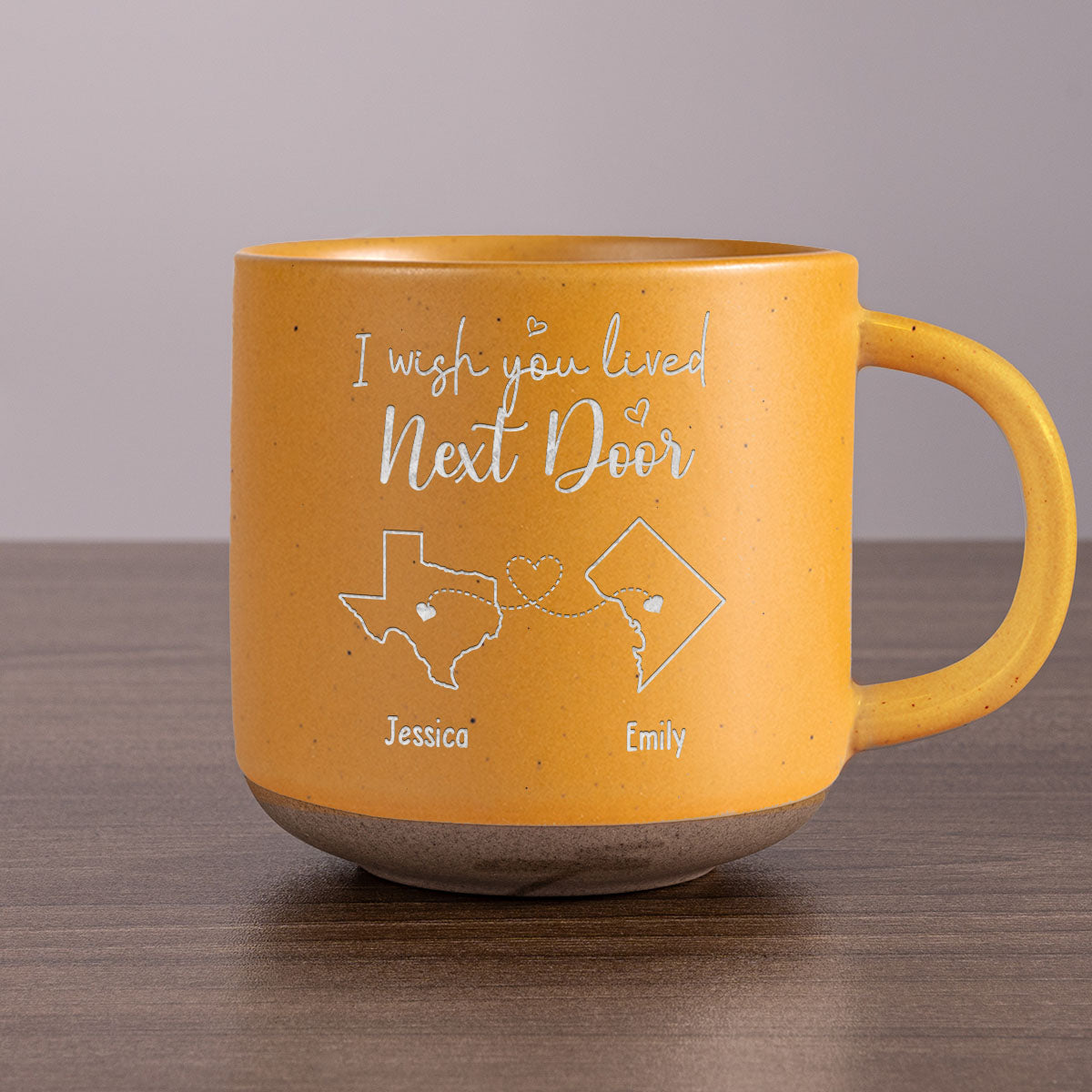 Un ami est un cadeau que vous vous faites - Mug en céramique personnalisé Bestie - Cadeau pour les meilleures amies, BFF, sœurs
