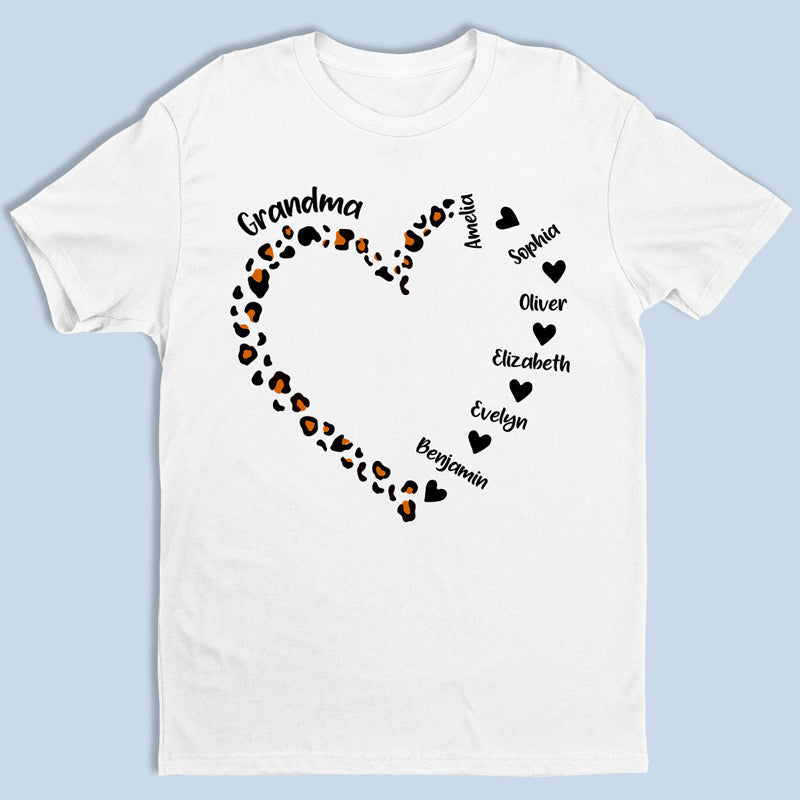 I Love My Mom To The Moon And Back - Family Personalized Custom Unisex T-shirt, Hoodie, Sweatshirt - Gift For Mom, Grandma