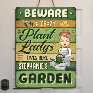 A Crazy Plant Lady Lives Here - Garden Personalized Custom Rectangle Shaped Home Decor Wood Sign - House Warming Gift For Gardening Lovers