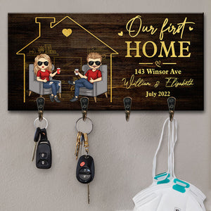 Home Sweet Home - Personalized Key Hanger, Key Holder - Gift for Couples  Husband Wife 4-5 Key Hooks Wooden Decorative Family Sign with Hooks Key