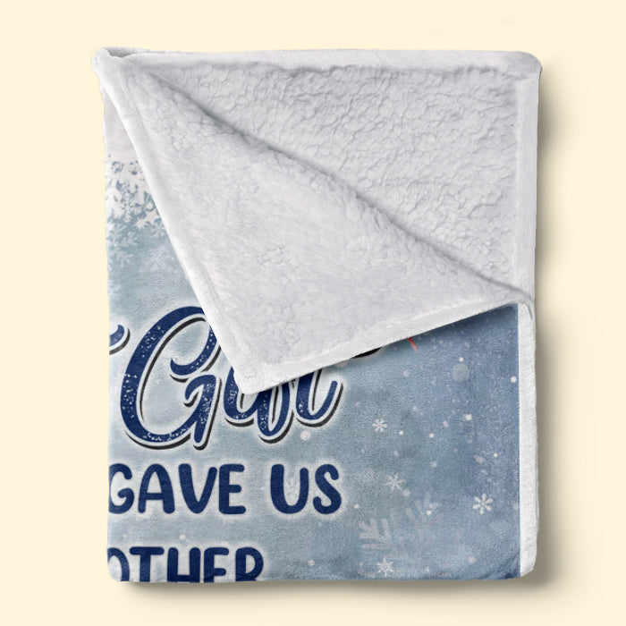 Family Where Life Begins And Love Never Ends - Memorial Personalized Custom Blanket - Sympathy Gift, Christmas Gift For Family Members