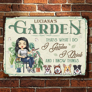 I Garden & I Know Things - Personalized Metal Sign - Gift For Gardening Lovers