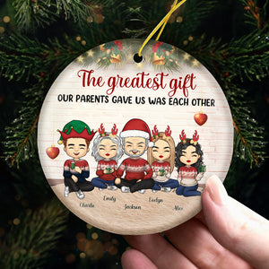 All Hearts Come Home For Christmas - Family Personalized Custom Ornament - Ceramic Round Shaped - Christmas Gift For Family Members