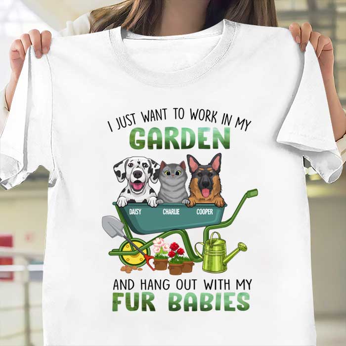 Hang Out With My Fur Babies - Gift For Cat Lovers And Dog Lovers, Personalized Unisex T-Shirt.