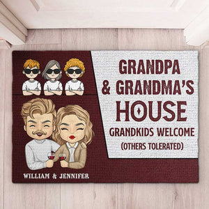 Grandpa & Grandma's House, Grandkids Welcome - Gift For Couples, Husband Wife - Personalized Decorative Mat