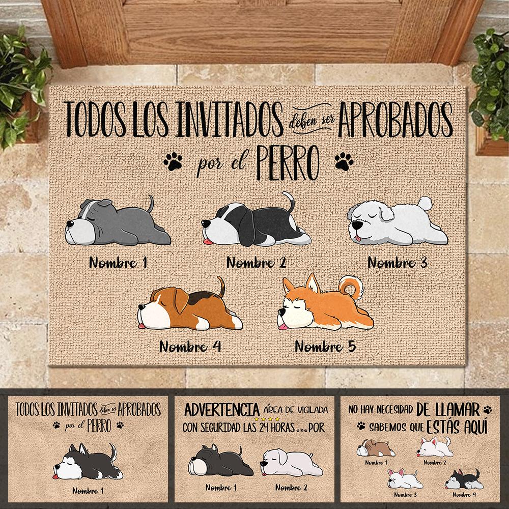 Todos los invitados deben ser aprobados por el perro Spanish - Funny Personalized Dog Decorative Mat.
