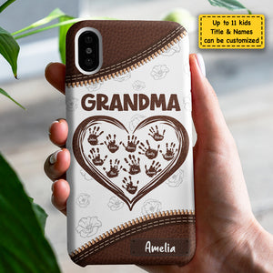 Grandkids Fill The Space In Your Heart - Gift For Mom, Grandma - Personalized Phone Case