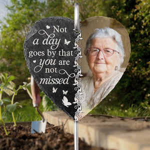Memorial Personalized Memorial Slate and Hook, Memorial Stone - Cemetery Decorations for Grave, Grave Markers for Cemetery for Humans, Sympathy Gifts for Loss of Mom, Dad, Grieving Gifts
